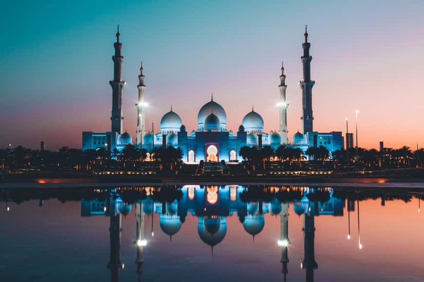 Templo Sheikh Zayed Grand Mosque Center, Abu Dhabi, Emirados Árabes - Representa seguro viagem Dubai