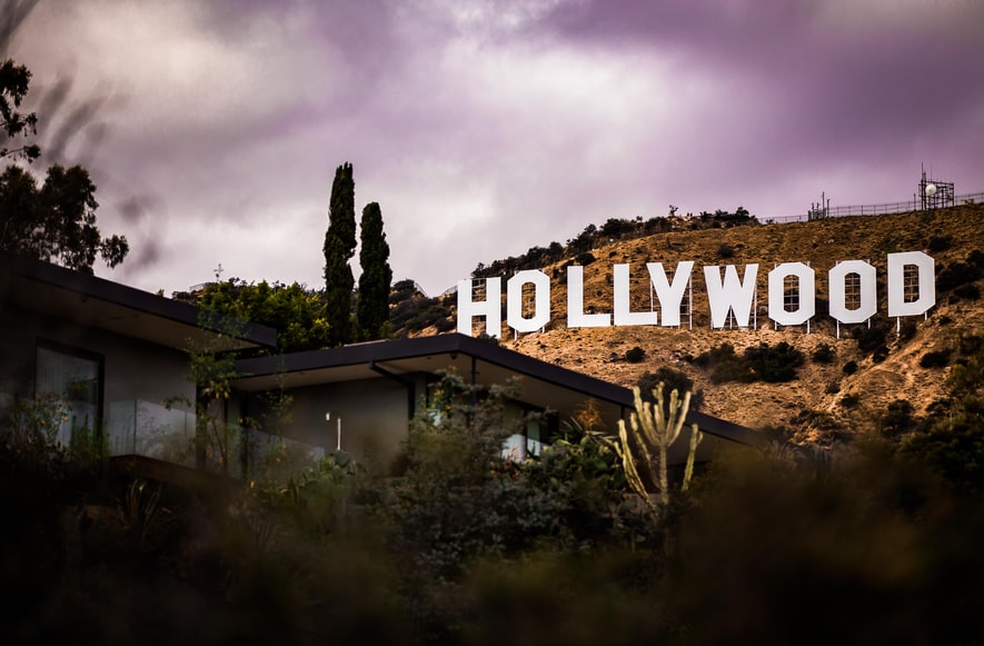 Letreiro escrito Hollywood, Los Angeles, Estados Unido.