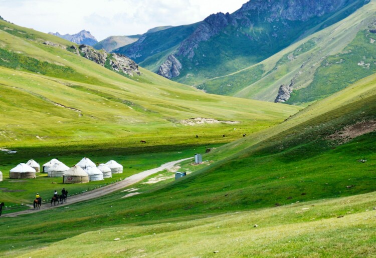 Chip internacional para o Quirguistão – Viaje com internet