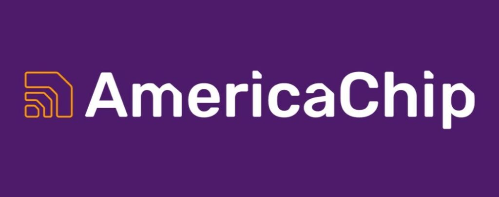 Fundo roxo com "AmericaChip" em texto branco e um logotipo geométrico laranja à esquerda.
