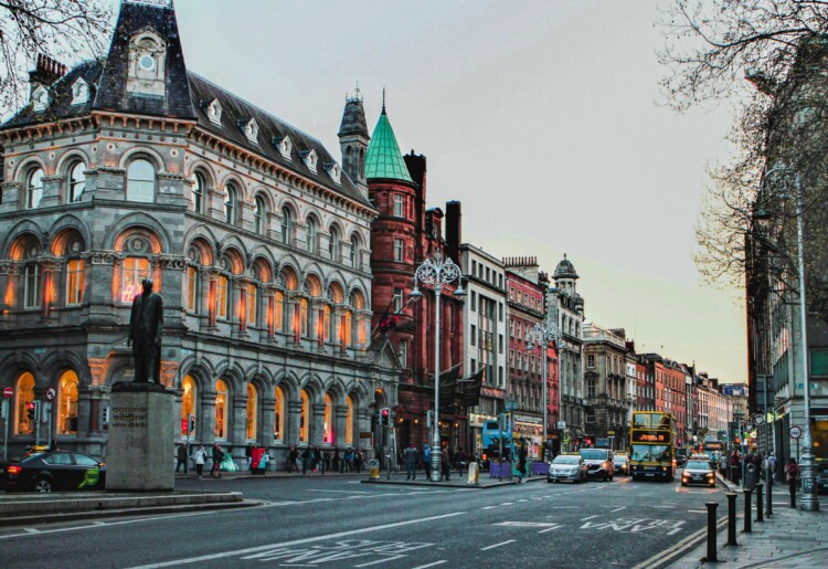 eSIM Dublin: Achados ilimitados com o melhor preço de 2026