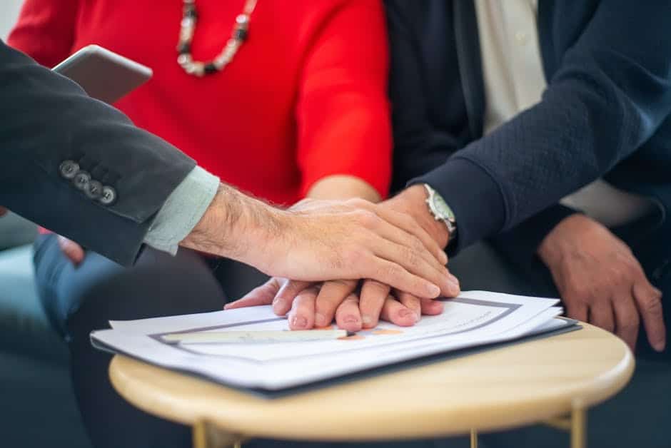 Equipe de corretora especializada em seguro viagem com mais de 30 anos de mercado